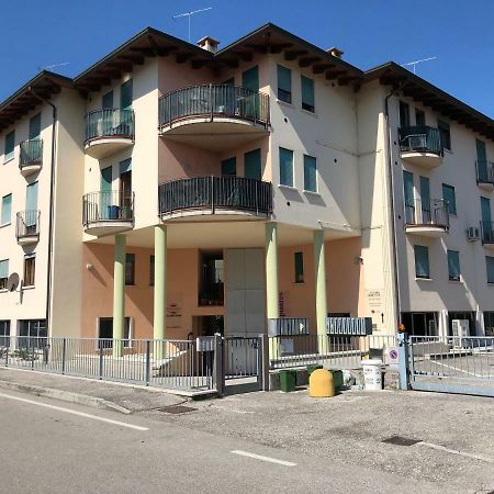 Appartamento Peschiera - Zona Ospedale Pederzoli Peschiera del Garda Exterior foto