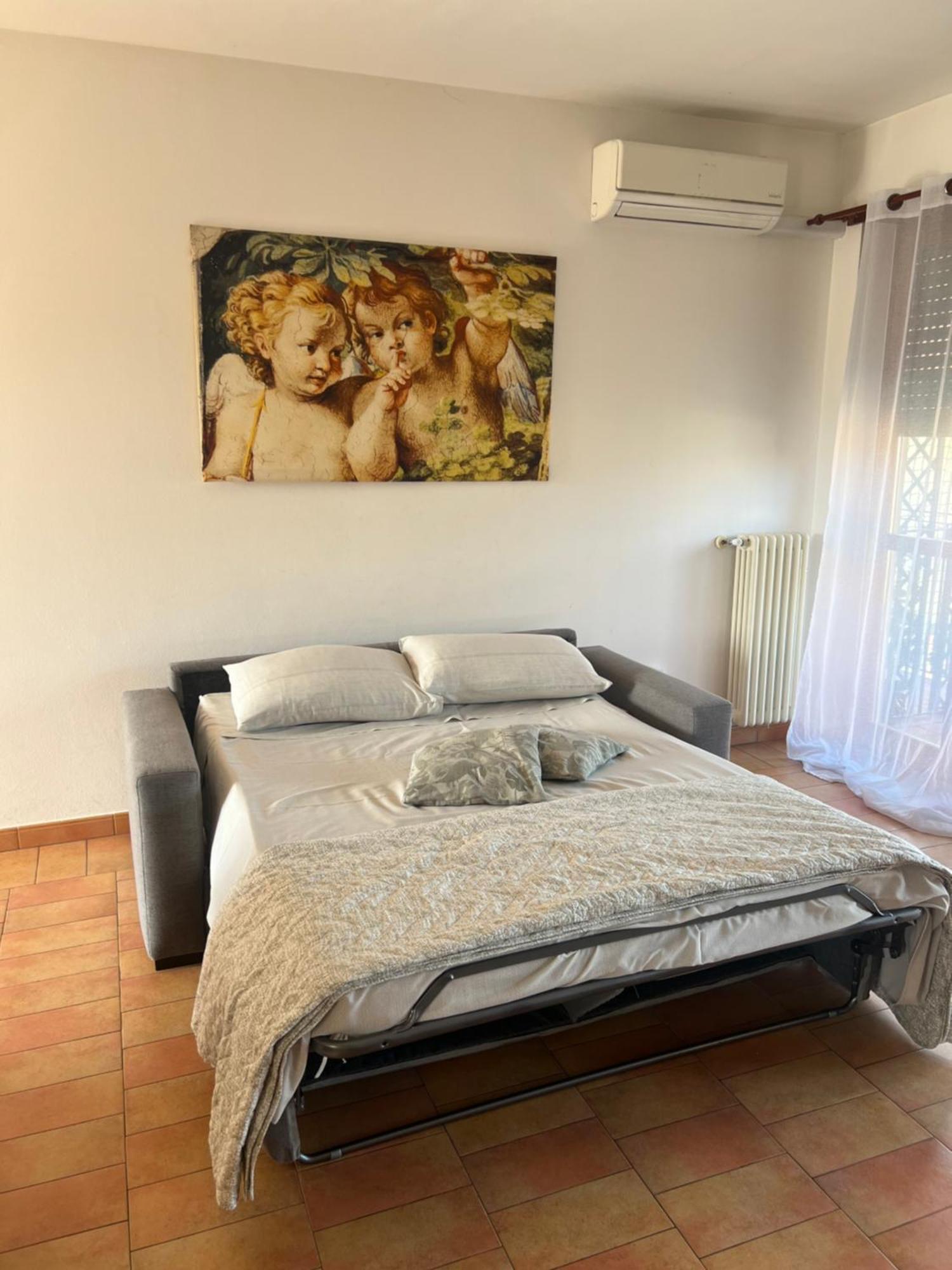 Appartamento Peschiera - Zona Ospedale Pederzoli Peschiera del Garda Exterior foto